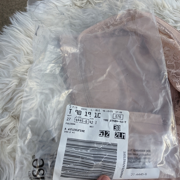 NWT Glamorise Tan Full Figure Wirefree Bra Size 42I - Picture 3 of 5